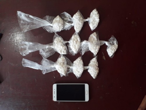 barang bukti pil trex yang diamankan petugas dari tersangka