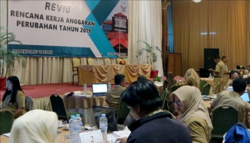 Proses review RKA untuk PAK APBD 2019 yang dilakukan Inspektorat Kabupaten Malang kepada 82 OPD yang ada (for MalangTIMES)
