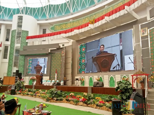 Dirjen Pendis Kemenag RI Prof Dr Phil H. Kamaruddin Amin MA saat membuka KSM Jawa Timur 2019. (Foto: Imarotul Izzah/MalangTIMES)