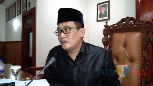 Wakil Ketua DPRD Adib Makarim (foto : Joko Pramono/Jatim Times)