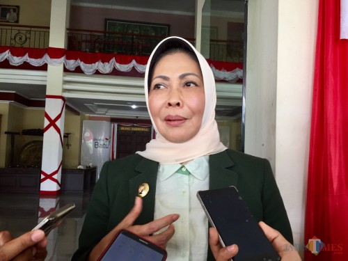 Wali Kota Batu, Dewanti Rumpoko. (Foto: Irsya Richa/MalangTIMES)
