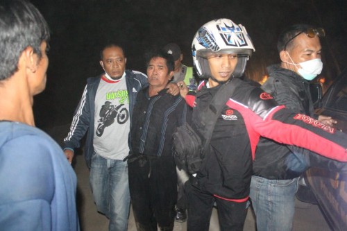 Juremi ditangkap saat bersembunyi di pinggir Sungai Brantas, Desa Pinggirsari./ Foto : Dokpol / Tulungagung TIMES