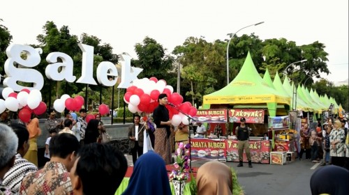 Bupati Trenggalek buka pasar rakyat