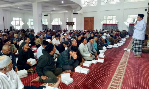 Para takmir saat berkumpul di masjid Brigjen Soegiyono, Balai Kota Among Tani, Selasa (20/8/2019). (Foto: istimewa)