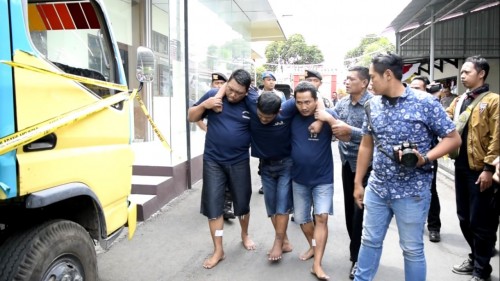 Tiga pelaku pencurian dump truck