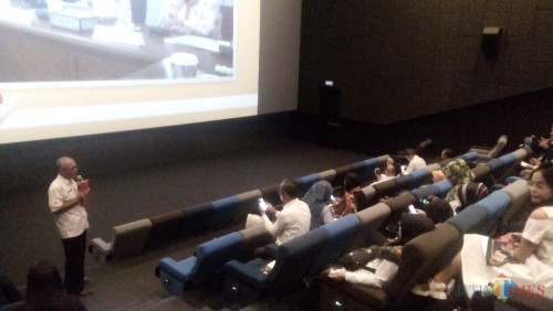 Kabid SD Dinas Pendidikan Jember saat memberikan sambutan dan penjelasan dalam sosialisasi film AATS (foto : Moh. Ali Makrus / Jatim TIMES)