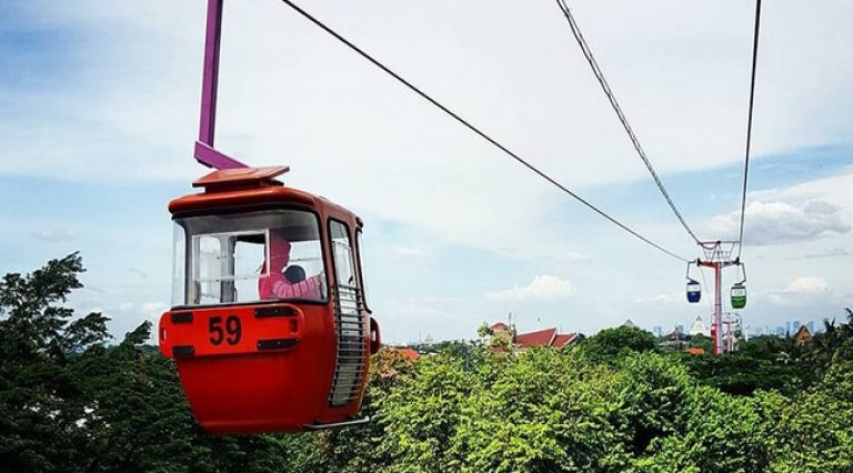 Kereta gantung di Taman Mini Indonesia Indah. (Foto: istimewa)
