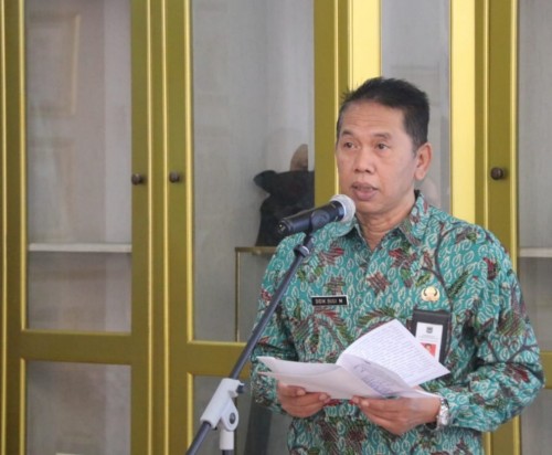 Sekda Kabupaten Malang Didik Budi Muljono memberikan apresiasinya kepada Desa Kebobang, Wonosari, yang wujudkan desa toga (Pemkab Malang for MalangTIMES)