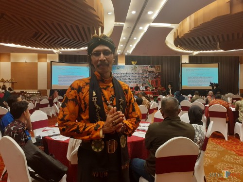 Pegiat Sanggar Sasmito Jati, Priyambodo saat hadir dalam Sosialisasi Perundang-undangan Pemajuan dan Strategi Kebudayaan Disbudpar Kota Malang (Arifina Cahyanti Firdausi/MalangTIMES)