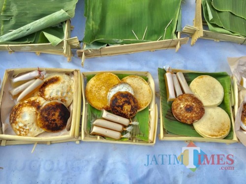 Serabi suro di Dusun Dadaptulis Dalam, Kelurahan Dadaprejo, Kecamatan Junrejo. (Foto: Irsya Richa/MalangTIMES)