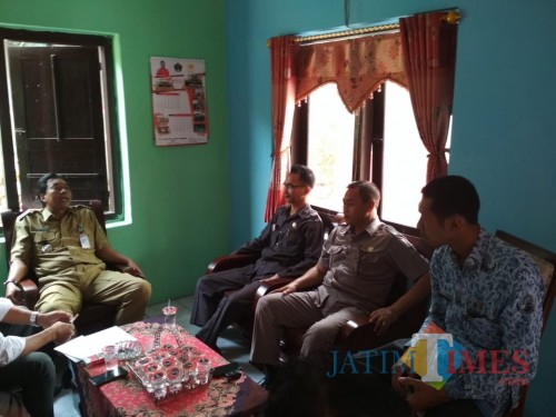 DPRD berdialog dengan Camat Kesamben terkait persiapan Pilkades