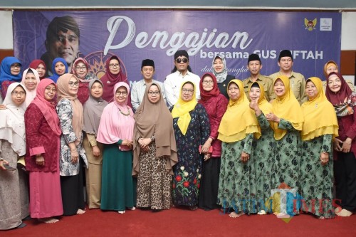 Gus Miftah usai beri tauziah para ASN dilingkungan Pemkot Kediri. (eko Arif s /JatimTimes)