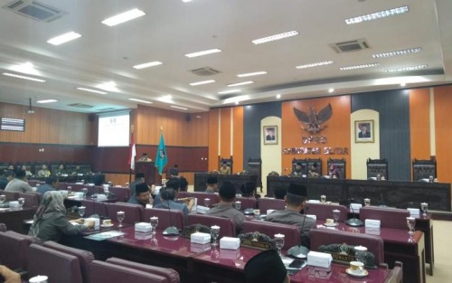 Paripurna Nota Keuangan APBD 2020 dan Ranperda Usulan Eksekutif DPRD Kabupaten Blitar