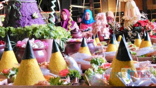 Bulu Bekti dan Seno Tani Semarakkan Malam Resepsi HUT Kota Batu ke 18