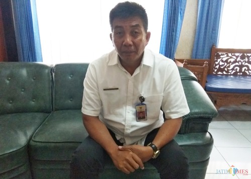 Kepala DLHKP Kota Kediri Didik Catur saat ditemui diruang kerjanya. (Eko Arif S /JatimTIMES)
