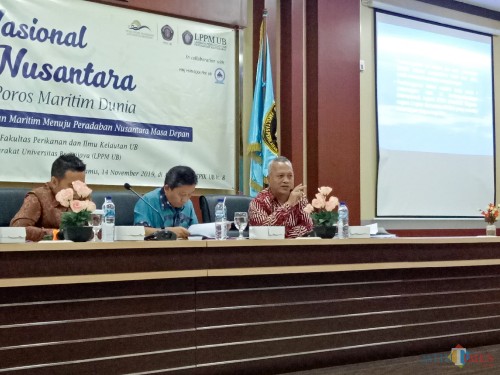 Drs Kusnadi MA, ketua Pusat Pendirian Wilayah Pesisir dan Pulau-Pulau Kecil dari Universitas Jember. (Foto: Imarotul Izzah/MalangTIMES)