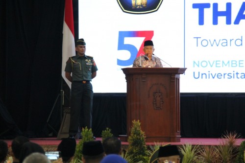 Wakil Presiden Ma'ruf Amin saat memberi paparan dalam International Halal Festival. (Foto: istimewa)