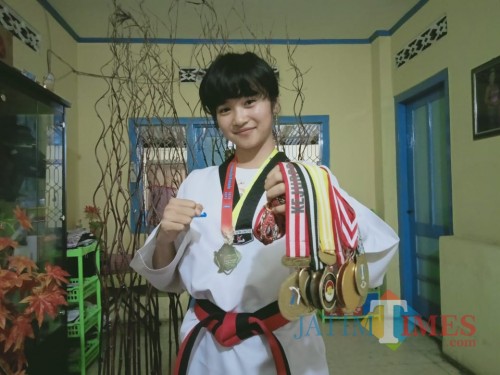Pawestri 'Galuh' Budi Astuti, jagoan Taekwondo dari Blitar.(Foto : Aunur Rofiq/BlitarTIMES)