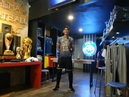 Jayus Hariono saat mengenakan jersey ketiga musim 2020 (Hendra Saputra)
