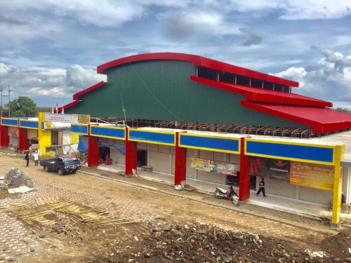 Pasar sayur Kota Batu sedang dalam proses pembangunan. (Foto: Irsya Richa/MalangTIMES)