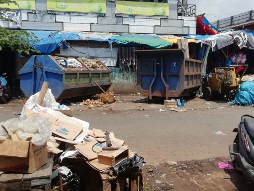 Kondisi samping Pasar Kepanjen yang di tahun 2020 siap direvitalisasi (dd nana)