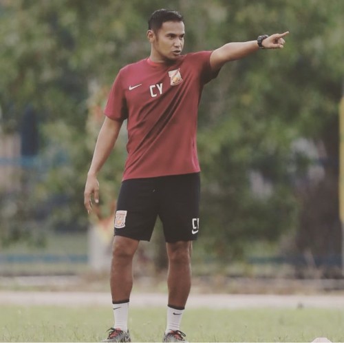 Asisten pelatih Arema FC, Charis Yulianto (instagram Charis Yulianto)