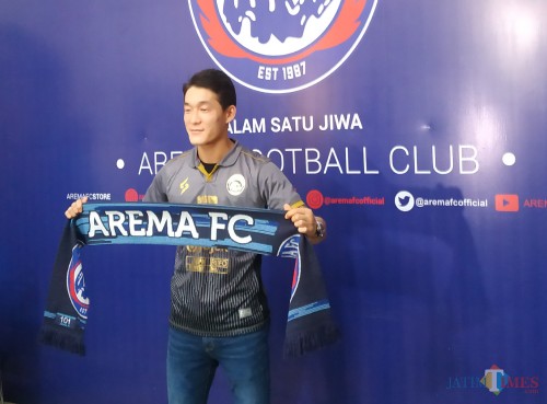 Gelandang asing asal Asia milik Arema FC, Oh In-Kyun (Hendra Saputra)