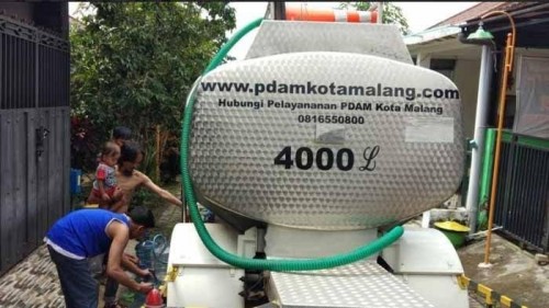 Layanan tangki air bersih (istimewa).