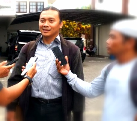 Kuasa hukum 9 warga Singosari, Wiwid Tuhu Prasetyanto, yang laporkan PN Kepanjen ke MA hingga KY karena tak cairkan uang konsinyasi Rp 2,5 miliar (Ist)