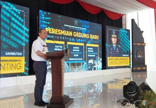 Jhoni Ginting Irjen Kemenkumham saat memberikan sambutan peresmian gedung baru. (Eko Arif S/ JatimTIMES)