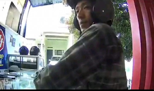 Pelaku yang telah berhasil ditangkap petugas Polsek Lowokwaru (ist)
