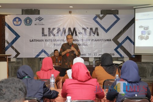 Suasana LKMM-TM yang dilaksanakan di Mojokerto. (Foto: Unikama for MalangTIMES)