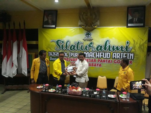Silaturahmi Machfud Arifin dengan DPD Golkar Surabaya
