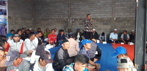 Koordinator Kelompok Petani Kecamatan Ijen H Anik (Foto muhlis/jatimtimes)