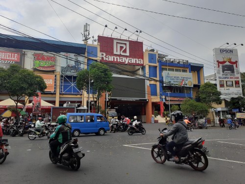 Mal Alun-Alun Kota Malang (Ramayana) yang akan menjadi tempat Mal Pelayanan Publik. (Arifina Cahyanti Firdausi/MalangTIMES)