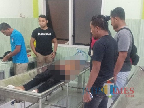 Jenazah korban saat di kamar RSUD dr. Soebandi Jember. (Foto: Dokumen JemberTIMES)