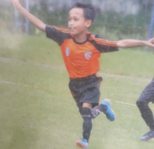 Arjuna Mega Dwi Lis Syah Putra, semangat berlatih dan mimpi jadi bintang sepak bola profesional (Foto : Istimewa / TulungagungTIMES)