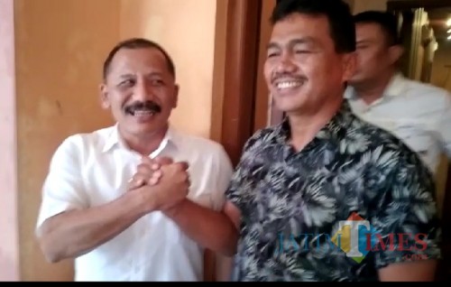 Sholeh dan Danang setelah pertemuan rutinan AKD / Foto : Istimewa / Tulungagung TIMES