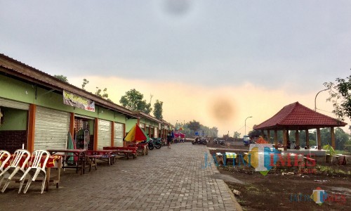 Rest Area di Jalur Lintas Barat Desa Oro-Oro Ombo Kecamatan Batu. (Foto: Irsya Richa/MalangTIMES)