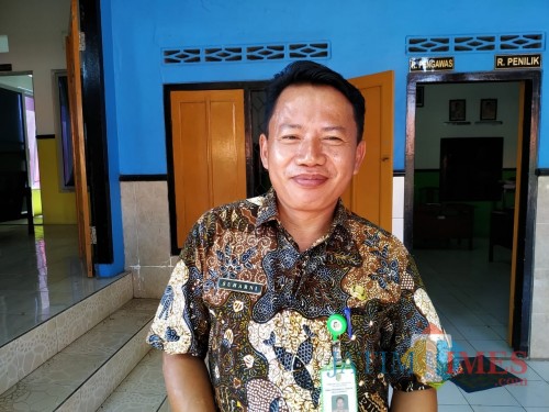 KUPT Dinas Pendidikan Besuki, Suharni / Foto : Anang Basso / Tulungagung TIMES