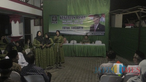 Reses Totok Sugiarto di Pustu Sukorejo (Foto : Aunur Rofiq/BlitarTIMES)