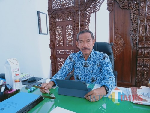 Kepala Dispendukcapil Kab Blitar, Luhur Sejati.(Foto : Aunur Rofiq/BlitarTIMES)