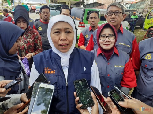 Gubernur Jawa Timur Khofifah Indar Parawansa (jilbab putih) (Arifina Cahyanti Firdausi/MalangTIMES)