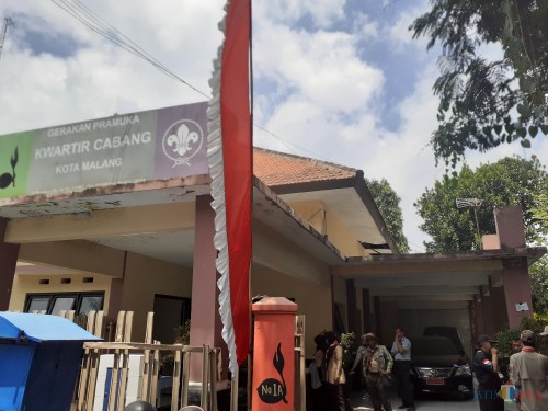 Kondisi gedung Kwartir Cabang Kota Malang yang tak terawat. (Arifina Cahyanti Firdausi/MalangTIMES)