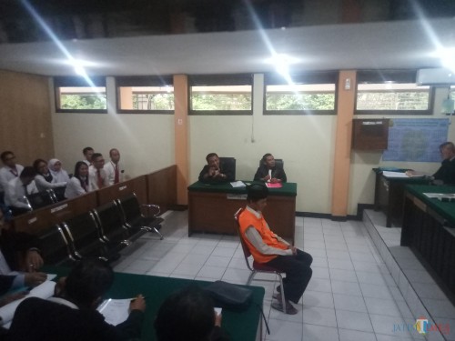 Sugeng Santoso saat menjalani persidangan (Anggara Sudiongko/MalangTIMES)