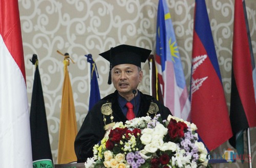 Rektor UIN Malang, Prof Dr Abdul Haris MAg. (Foto: Yogi/MalangTIMES)