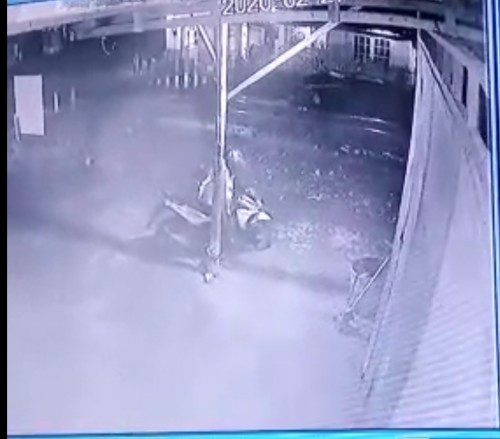 Tukang ojek online yang terekam CCTV saat melancarkan aksi pencurian (Foto : Istimewa)