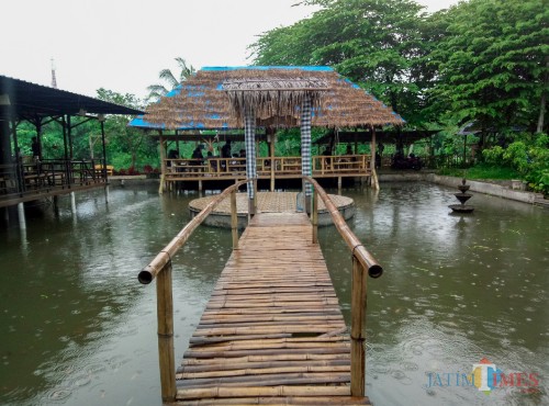 Warung Kebon Cak Kin. (Foto: Ima/MalangTIMES)