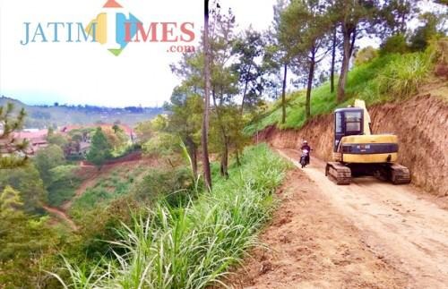 Salah satu jalur alternif baru di Kota Batu. (Foto: Irsya Richa/MalangTIMES)