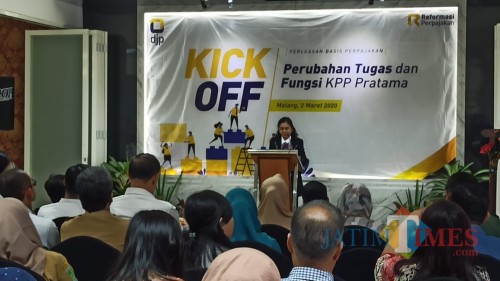 Suasana konferensi pers di Kanwil DJP Jawa Timur III (Hendra Saputra)